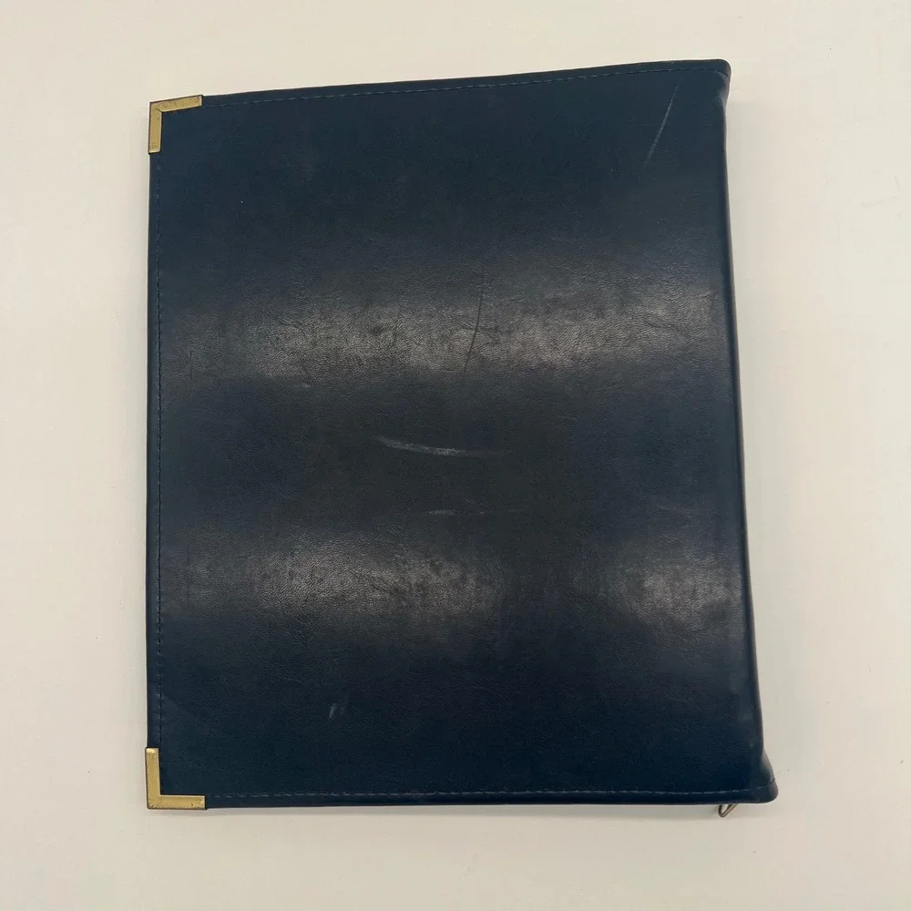 1997 Ford Dealer Meeting‎ Executive Binder 
